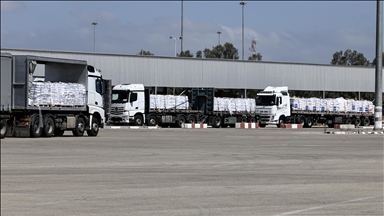 Gaza hunger deepens as 6,000 aid trucks await entry: UN agency for Palestinian refugees