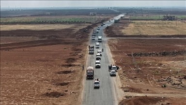سوريا.. انطلاق قافلة مساعدات من دمشق إلى درعا
