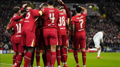 قدم.. الأندية الإنجليزية تنفق 1.87 مليار يورو خلال الانتقالات الصيفية