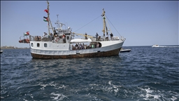 Israeli officials threaten to seize aid ship bound for Gaza