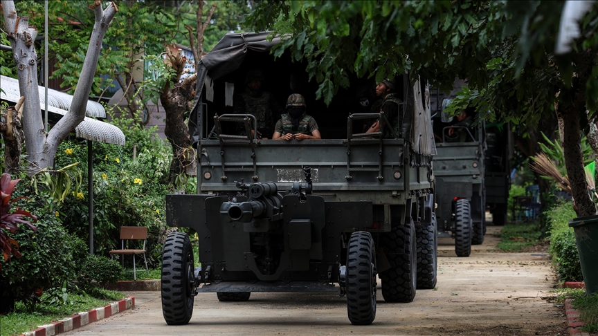 Thai, Cambodian forces continue artillery shelling as Trump presses for ceasefire