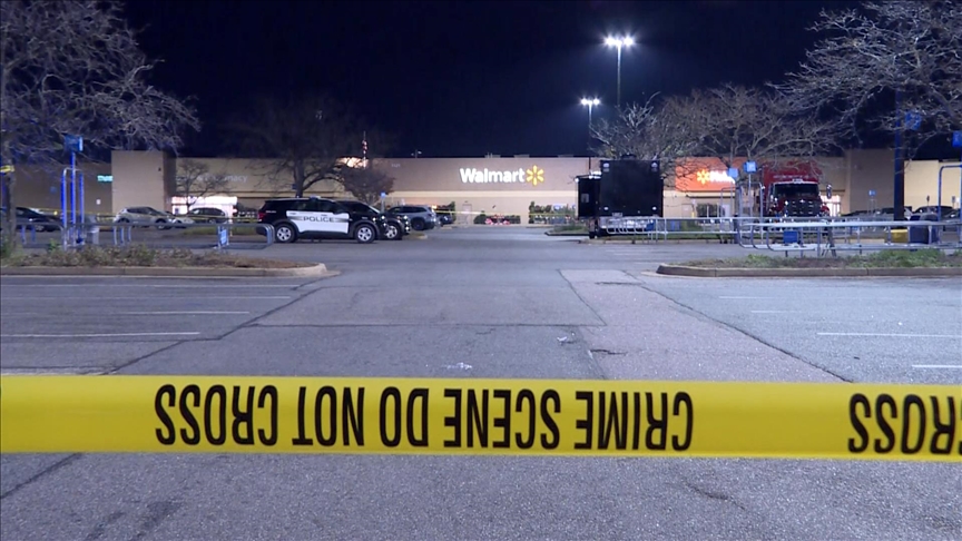 11 injured in stabbing at Walmart in US, suspect in custody