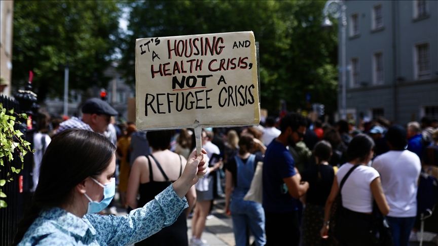 Dublin, mijëra njerëz protestojnë kundër racizmit pas sulmit brutal ndaj një shtetasi indian