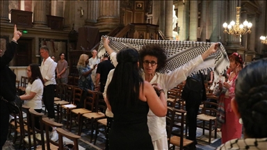 France : Des militantes pro-palestiniennes interpellent les fidèles à l’église de la Madeleine