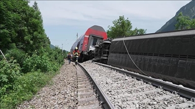 Several people killed, injured as train derails in southern Germany