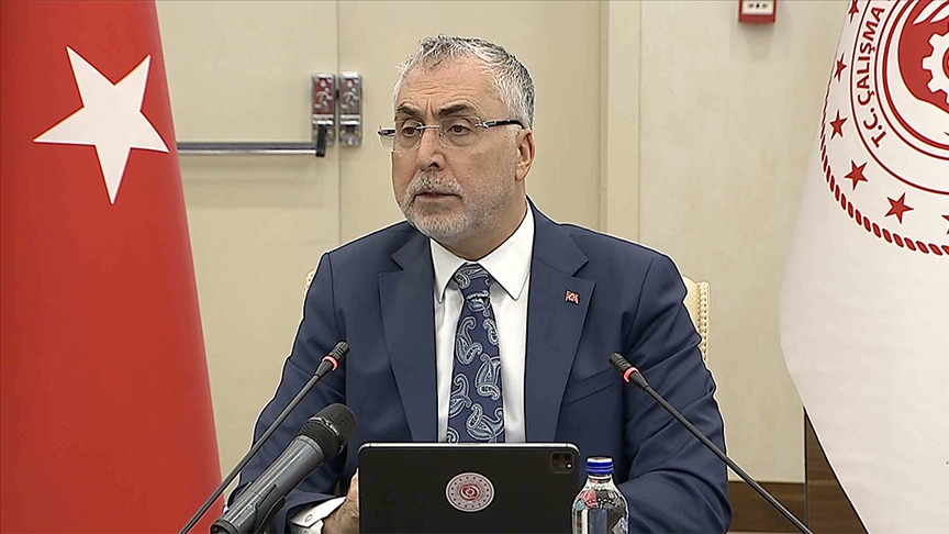 Bakan Işıkhan: Kamu çalışanlarımız ve kamudan emekli olan vatandaşlarımızın kazanımlarına şahit olacağız