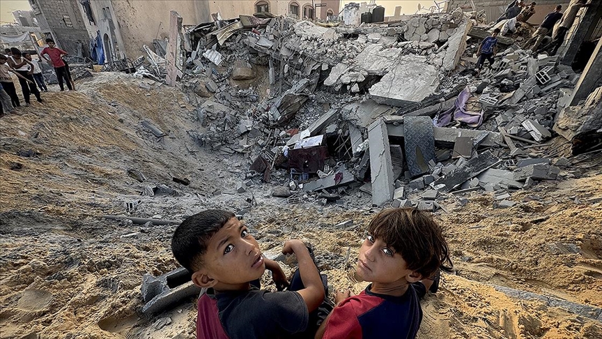İsrail'in Gazze'ye saldırılarında son 24 saatte 100 Filistinli hayatını kaybetti