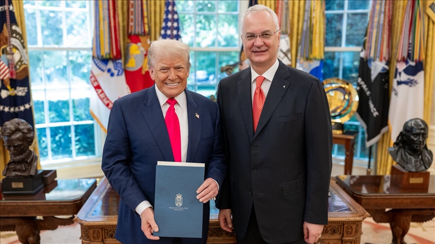 Šutanovac predao akreditive: Pozvao Trumpa da bude prvi američki predsjednik koji će posjetiti Srbiju nakon 1980.