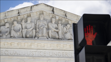 US judge rejects bid to open Fed interest rate meetings to public: Report