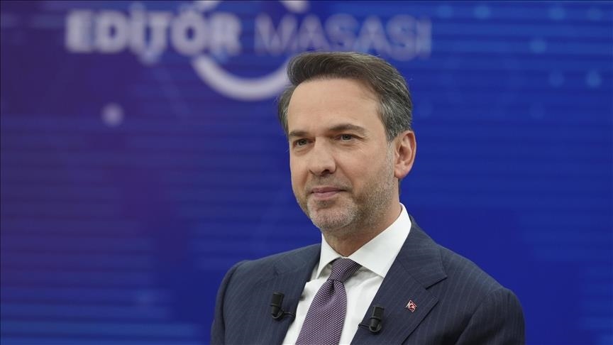 ZINDİ- Wezîrê Vejen û Çavkaniyên Siruştî Bayraktar mêvanê Maseya Edîtorên AAyê ye