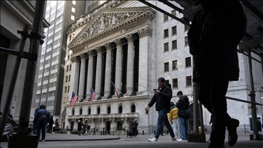 US stocks end lower as US-China trade talks conclude