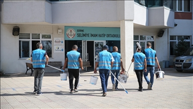 Edirne'de denetimli serbestlik yükümlüleri meslek öğrenip kamu yararı için çalışıyor