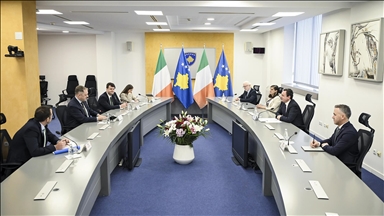 Kryeministri Kurti mirëpriti ministrin e Irlandës për Çështje Evropiane dhe Mbrojtje, Thomas Byrne