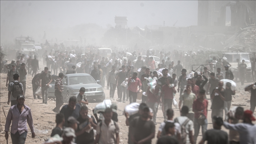 Banorët e Gazës rrezikojnë jetën për qasje në ndihmë të kufizuar nën bllokadën izraelite