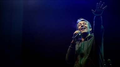 Müzik dünyasının "kalbi yaralı" sanatçısı: Murat Göğebakan