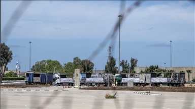 OBSH-ja transporton 10 kamionë me ndihma mjekësore në Gaza
