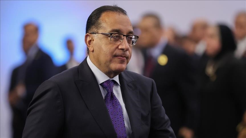 مدبولي: جهود لتحويل مصر إلى مركز إقليمي لصناعة السيارات الكهربائية
