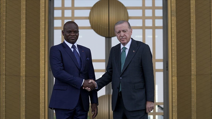Cumhurbaşkanı Erdoğan, Gabon Cumhurbaşkanı Oligui Nguema'yı resmi törenle karşıladı