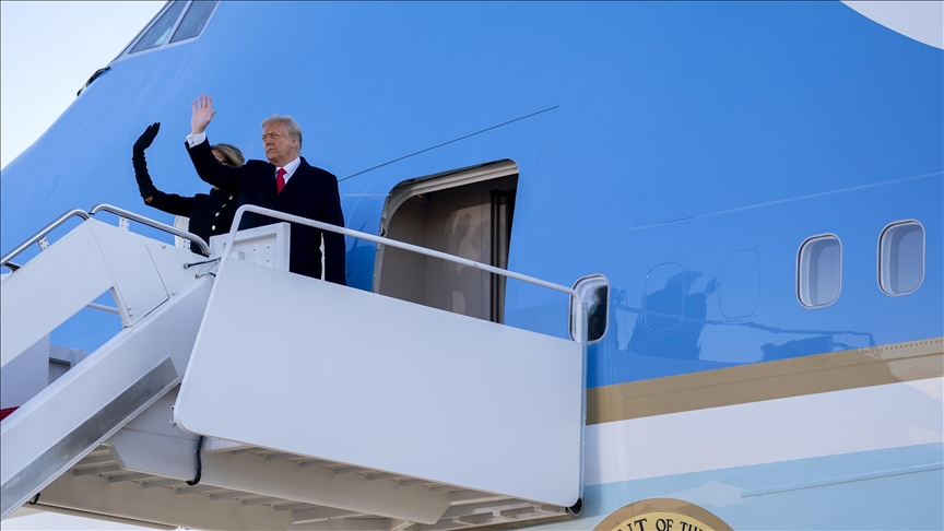 US senator proposes amendment to block transfer of Qatari gifted jet to Trump