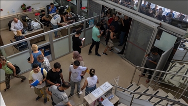 Nüfus müdürlüklerinde sürücü belgesi yenileme yoğunluğu yaşandı
