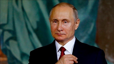 Putin, internette aşırılıkçı içeriklerin aratılmasına ceza öngören yasayı onayladı