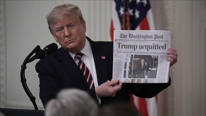 'Pathetic': Top Senate democrat lashes out at Smithsonian for removing Trump from impeachment exhibit
