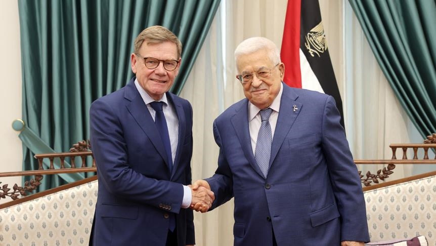 عباس يبحث مع وزير خارجية ألمانيا أوضاع غزة والانتهاكات بالضفة