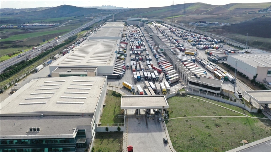 Türkiye'nin 6 aylık ihracatının yarısı 7 gümrük noktasından gerçekleştirildi