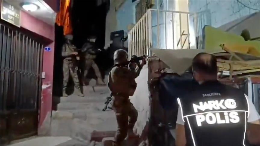 Di operasyonên dijî hişbirfiroşan da 940 şikbar hatin qefaltin