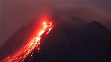 Eruptirao vulkan Lewotobi Laki-Laki u Indoneziji, stub pepela dostigao 10 kilometara