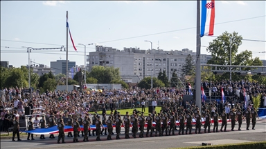 Kroaci, paradë ushtarake me rastin e 30-vjetorit të Operacionit Stuhia