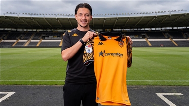 Trabzonsporlu Enis Destan, Hull City'ye transfer oldu
