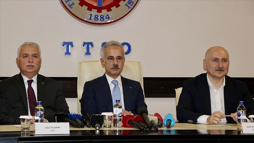 Ulaştırma ve Altyapı Bakanı Uraloğlu: Türkiye'de denize yapılan üçüncü havalimanını tasarladık