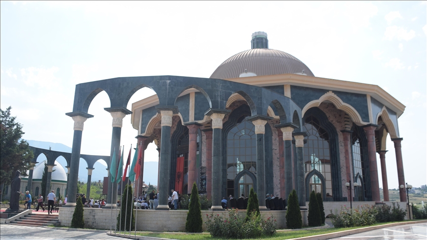 Komuniteti bektashi në Trakinë Perëndimore kundër përpjekjeve për krijimin e "shtetit bektashi" në Shqipëri
