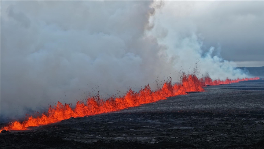 Indonésie: le volcan Lewotobi entre en éruption pour la deuxième journée consécutive