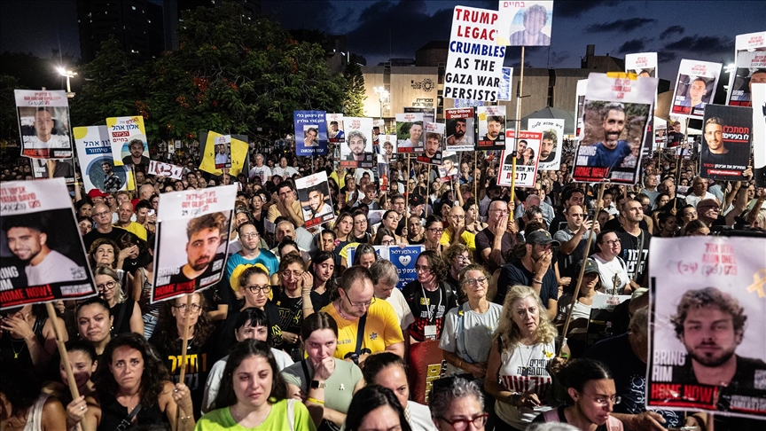 Tel Aviv'de esir takası anlaşması talebiyle gösteri düzenlendi