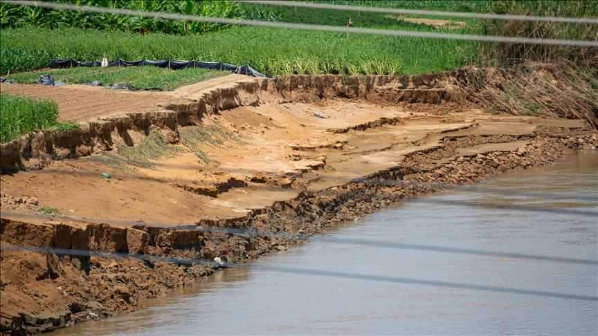 Flash floods, landslides in Vietnam leave 8 dead, 3 missing