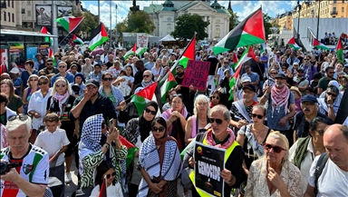 İsrail'in Gazze'ye yönelik saldırıları İsveç'te protesto edildi