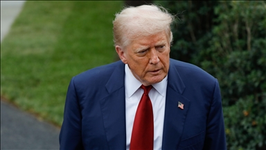 Trump affirme avoir déployé deux sous-marins nucléaires américains « plus près » de la Russie