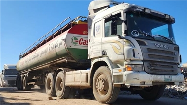 Большинство из 73 грузовиков с гуманитарной помощью, въехавших в Газу, подверглись грабежу и краже
