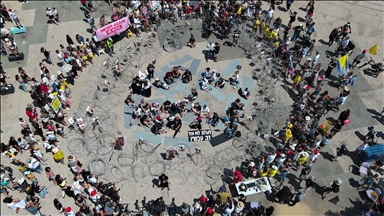 Protest u Tel Avivu zbog izgladnjelih talaca u Gazi