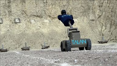 Keskin nişancıların robot hedefi "akıllandı"