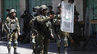 إصابة شابين فلسطينيين برصاص إسرائيلي بالضفة الغربية