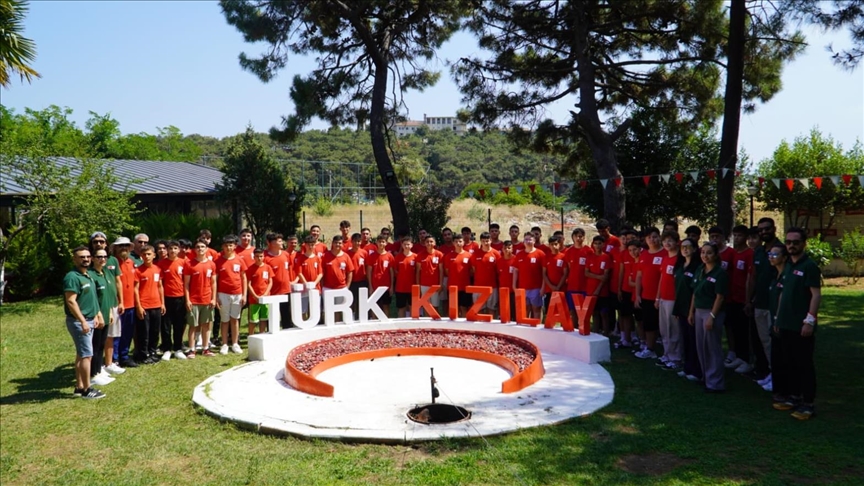 Türk Kızılay, yaz boyunca 53 ilden gençleri ağırlıyor