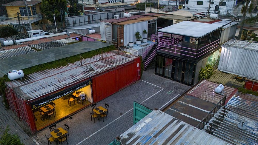 Meksikë, një qytet ndërtohet me kontejnerë të ricikluar
