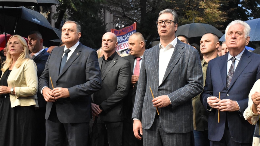 Vučić i Dodik na obeležavanju 30. godišnjice "Oluje" poručili da će živeti Srbija i Republika Srpska