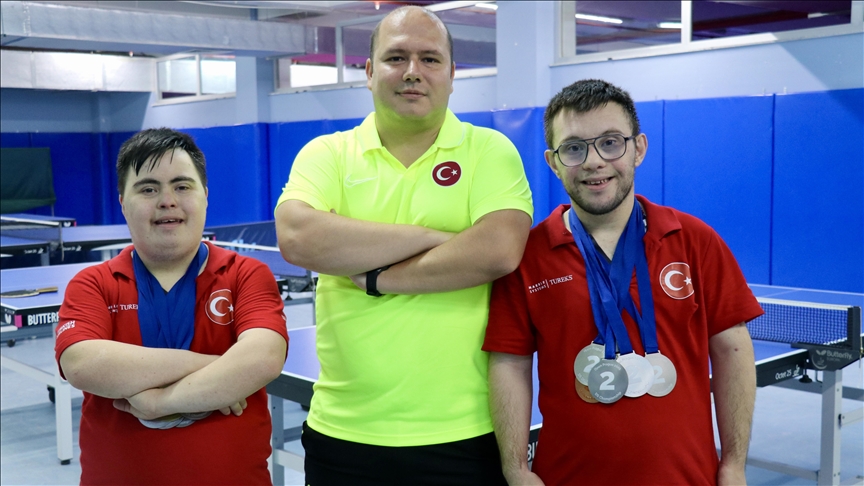 Down sendromlu milli masa tenisçilerin hedefi Dünya Şampiyonası'nda madalya