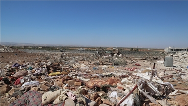 Israeli army claims raiding weapon trafficking sites in southern Syria 