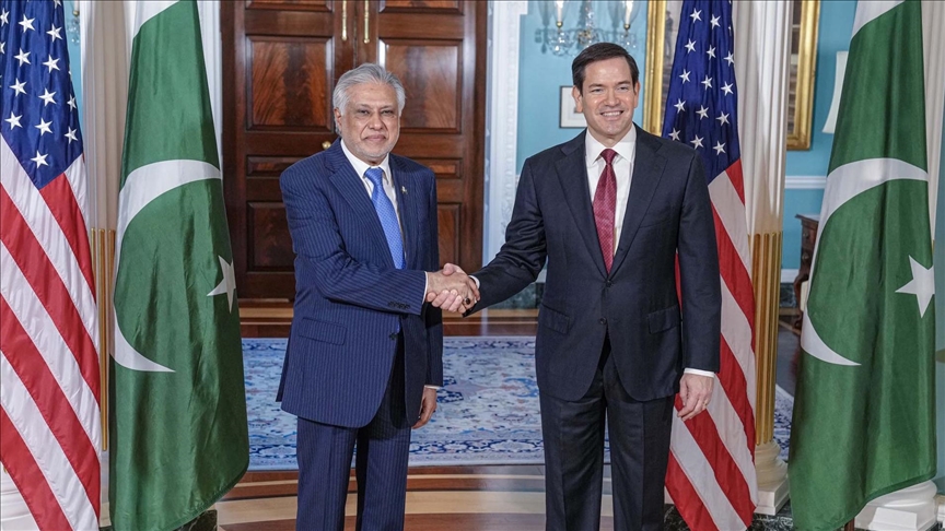 Top US, Pakistani diplomats discuss bilateral, regional, international issues
