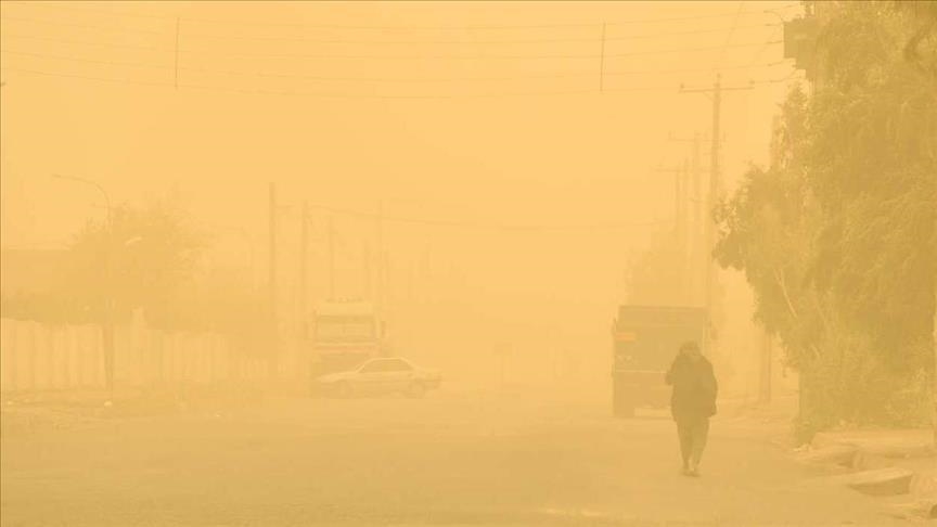 تداوم آتش‌سوزی در تالاب هورالعظیم، استان خوزستان را با بحران مواجه کرده است